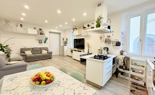 Apartment in Historic Center, Lucca, Tuscany 1