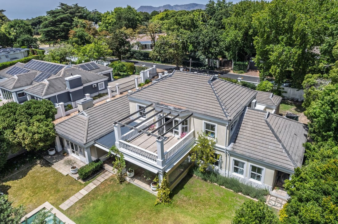 House in Constantia Heights, Cape Town, Western Cape 3 - 16917256