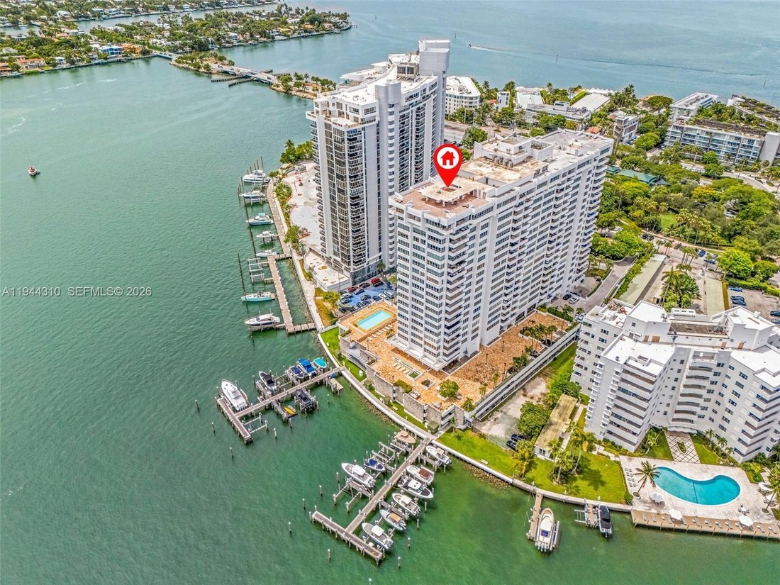 Condo in Miami Beach, Florida, United States 1 - 16920111