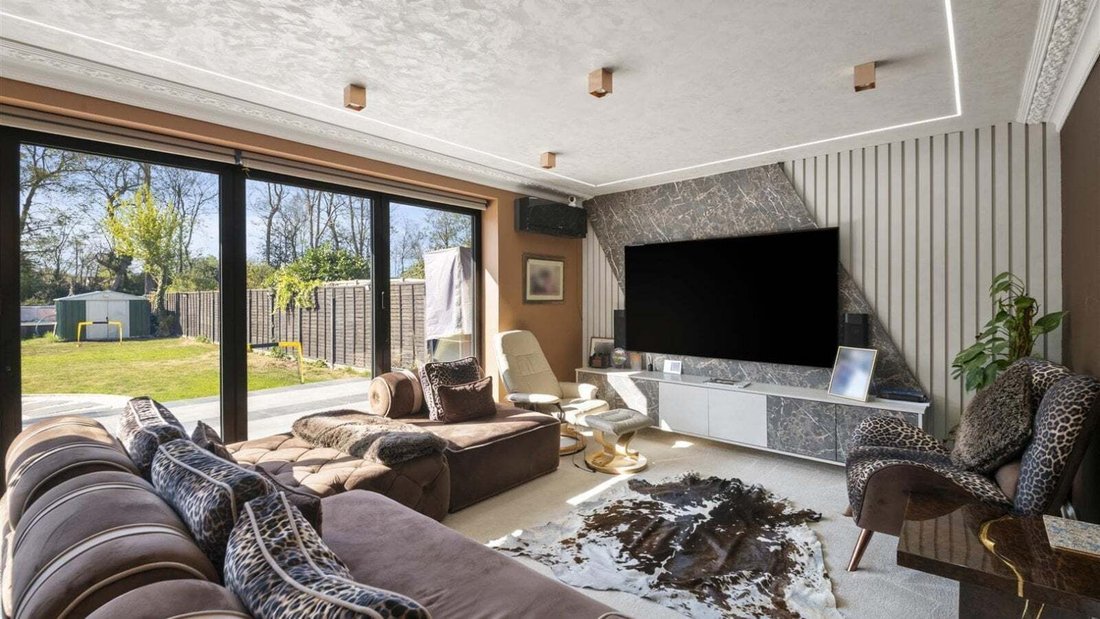 House in West Drayton, Hillingdon, England 3 - 16916956