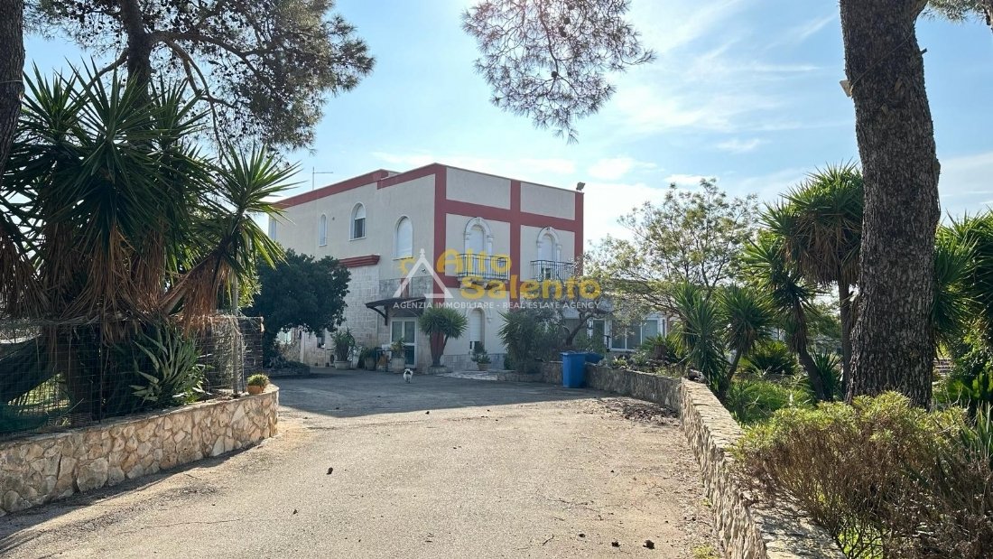 Casa de Campo en Carovigno, Apulia, Italia 1 - 16917886