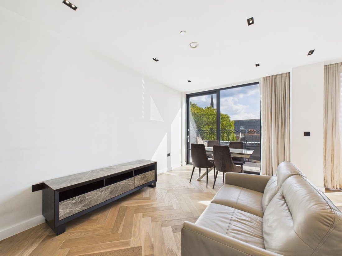 Apartment in Earls Court, Kensington And Chelsea, England 2 - 16917082