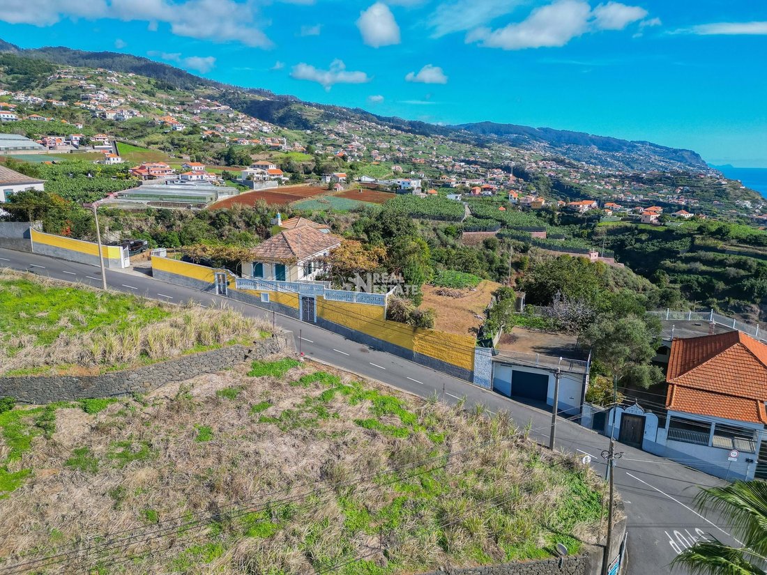 Villa in Ponta do Sol, Madeira, Portugal 1 - 16916520
