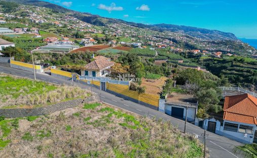 Villa in Ponta do Sol, Madeira, Portugal 1