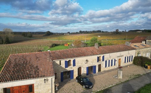 Villa in Saint-Émilion, Nouvelle-Aquitaine, France 1