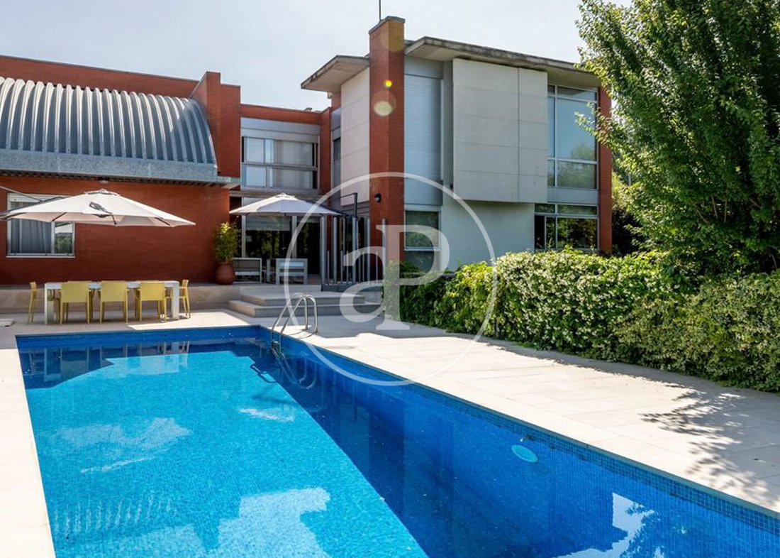 Villa in La Moraleja, Alcobendas, Comunidad de Madrid 3 - 16920544