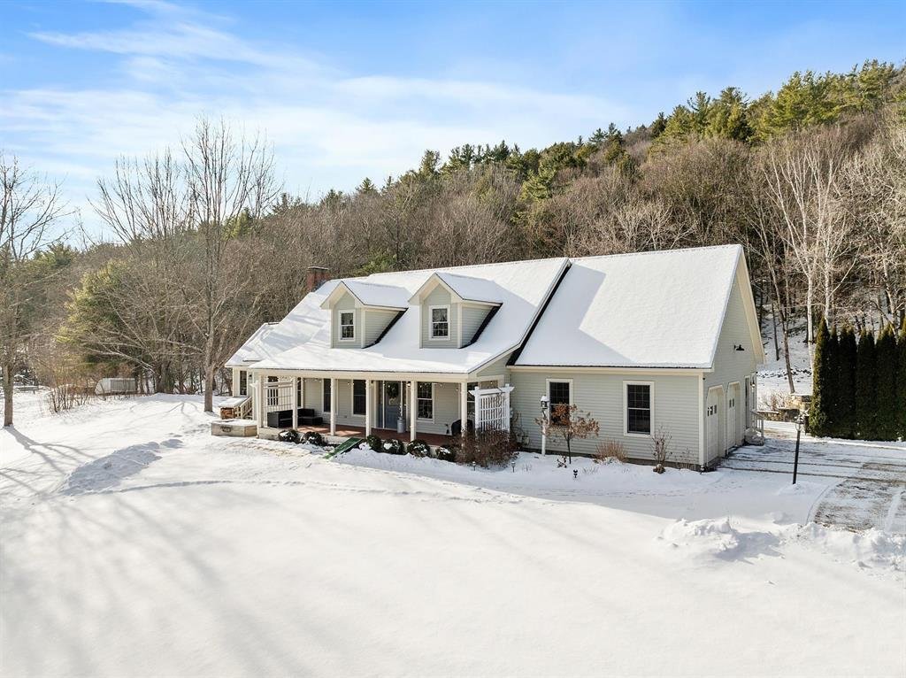 House in Keene, New Hampshire, United States 2 - 16916340