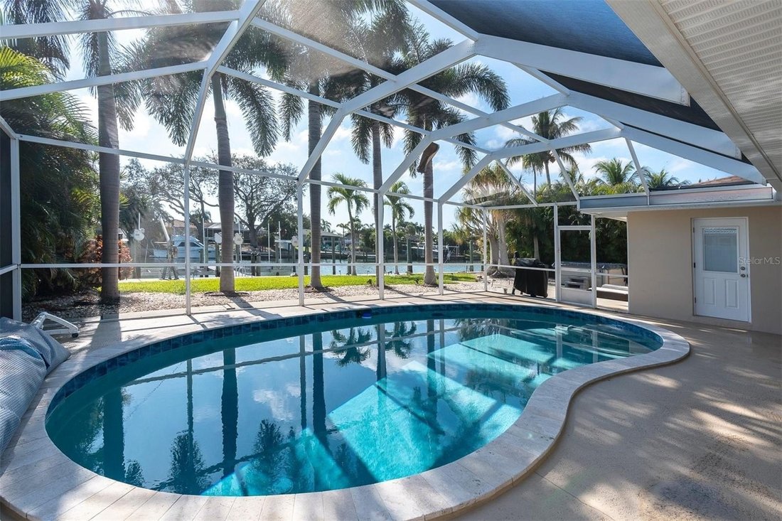 House in St. Petersburg, Florida, United States 3 - 16919778