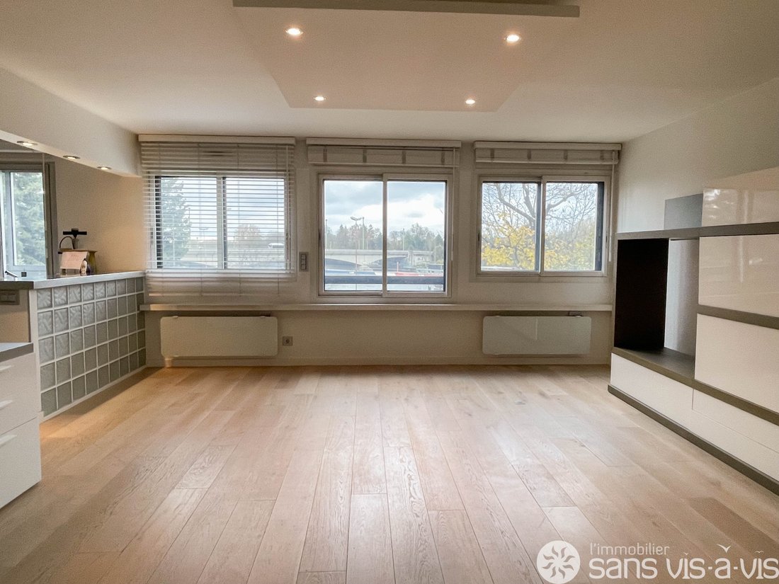 Apartamento en Meseta Oeste, Suresnes, Francia 2 - 16918647