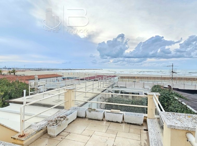 Apartment in Historic Center, Viareggio, Tuscany 1 - 16917874