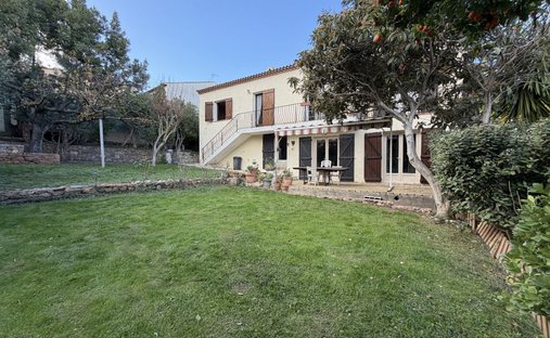 House in Espace Villeroy-Les Quilles, Sète, France 1