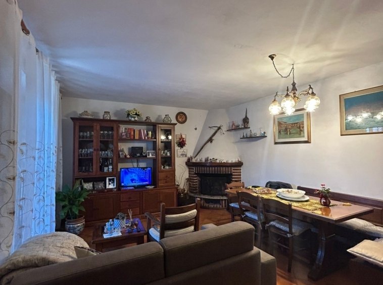 House in Pietrasanta, Tuscany, Italy 4 - 16917741