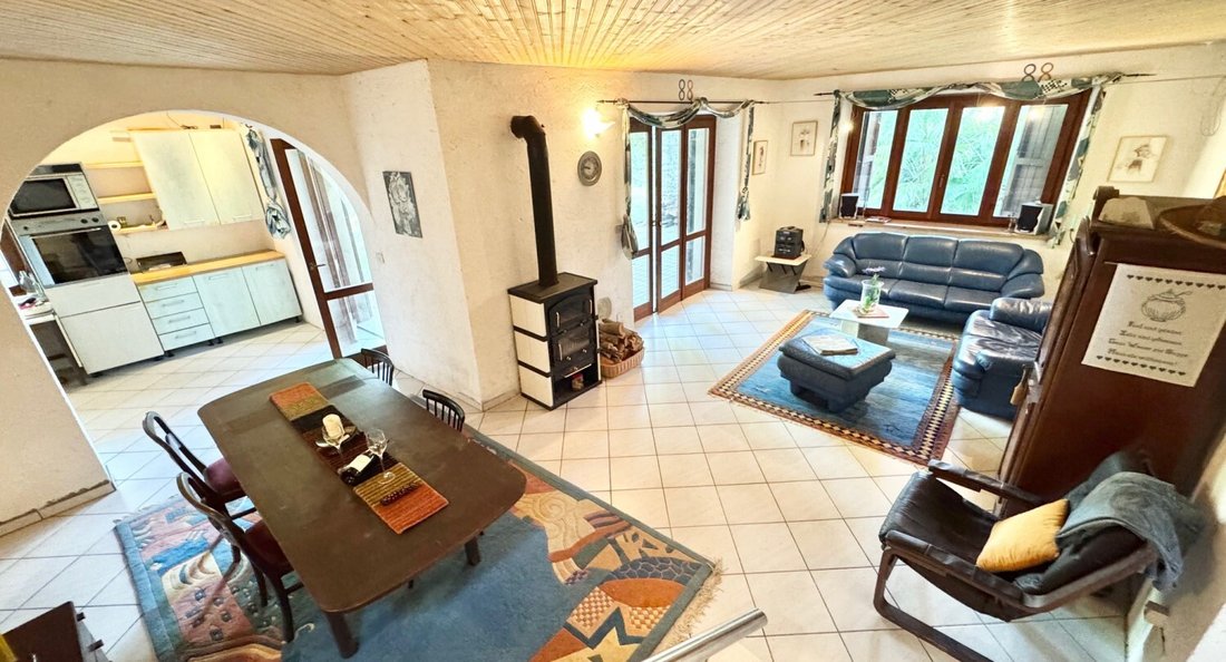 House in Bedero, Lombardy, Italy 2 - 16917792