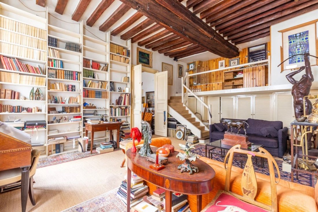 Apartment in Palais Royal, Paris 1er Arrondissement, Paris 5 - 16918020