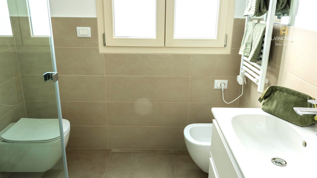 Apartment in Central Hill, Alassio, Liguria 2 - 16917766