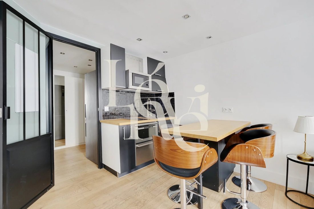 Apartment in Montorgueil-Saint Denis, Paris 2e Arrondissement, Paris 4 - 16918668