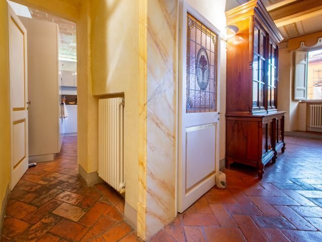 Apartment in Historic Center, Siena, Tuscany 5 - 16917445