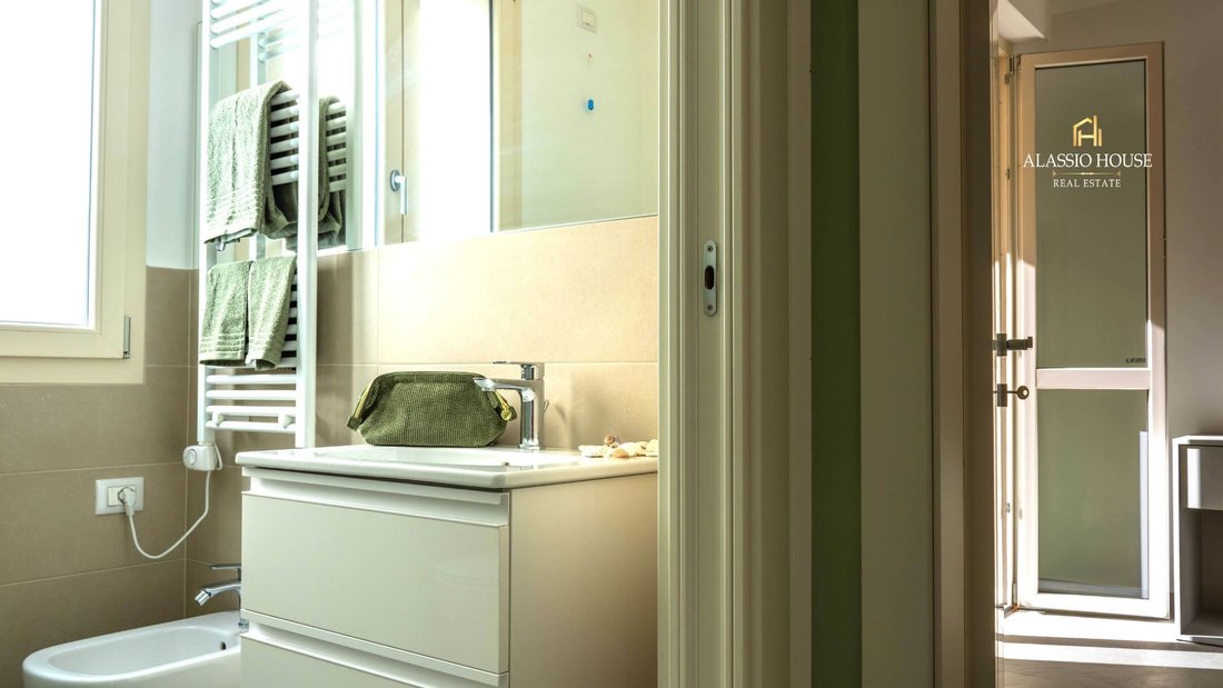 Apartment in Central Hill, Alassio, Liguria 3 - 16917766