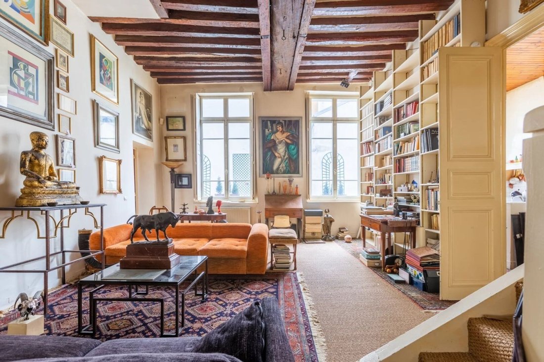 Apartment in Palais Royal, Paris 1er Arrondissement, Paris 4 - 16918020
