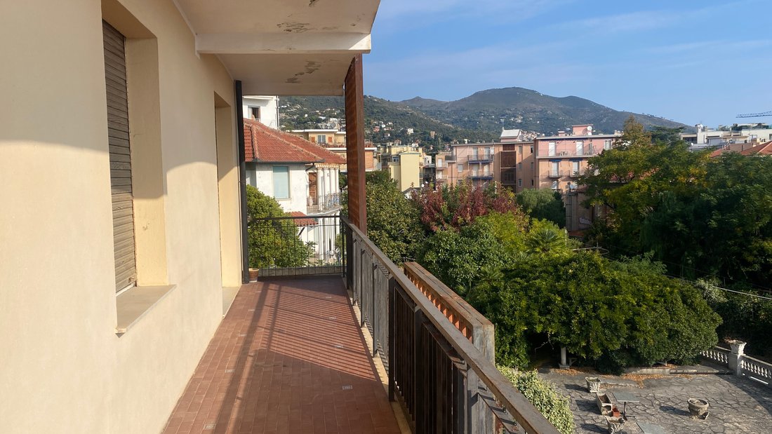 Apartment in Central Hill, Alassio, Liguria 2 - 16917817