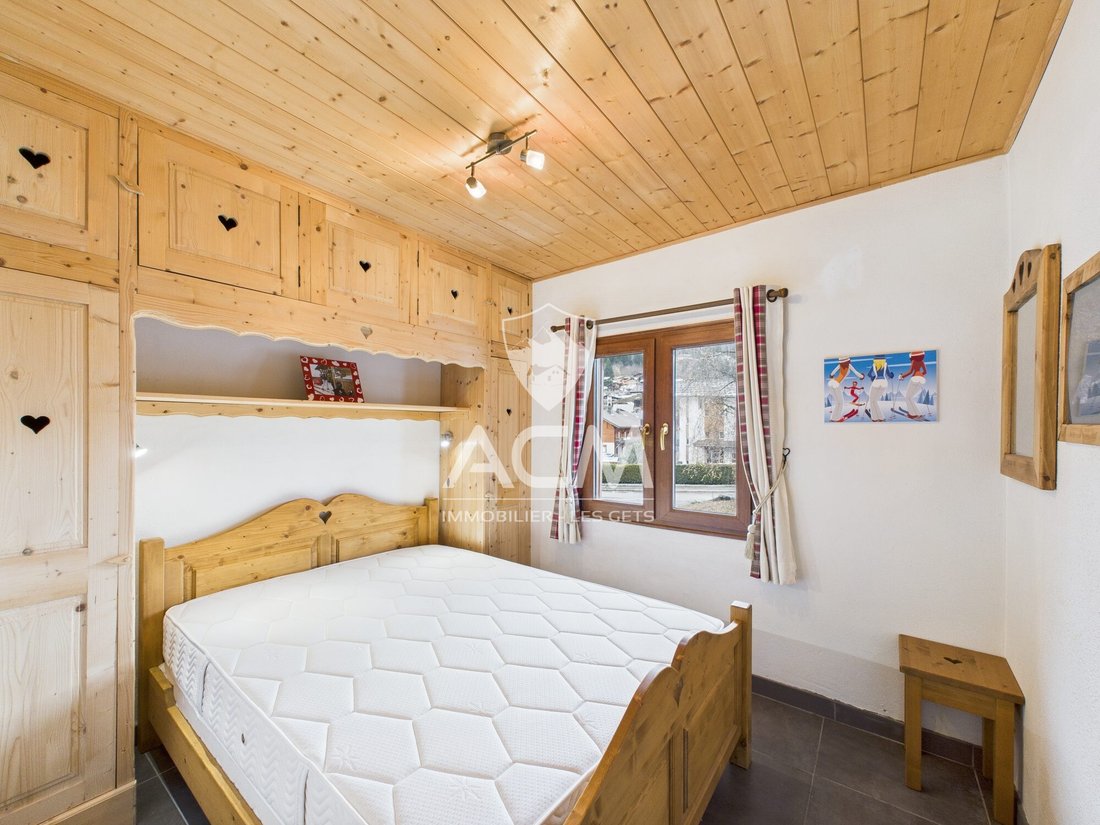 Chalet in Les Gets, Auvergne-Rhône-Alpes, France 2 - 16919980