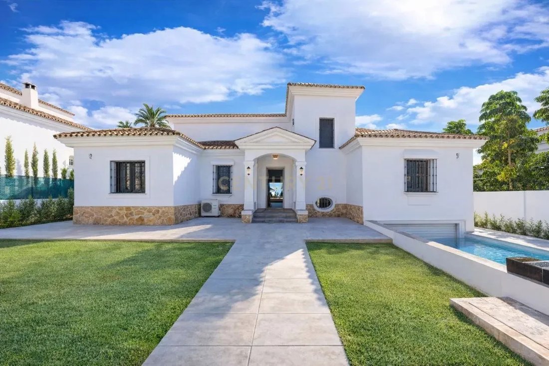 Villa in Nueva Andalucia, Marbella, Spain 1 - 16916233
