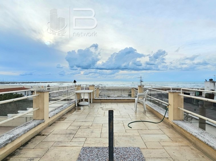 Apartment in Historic Center, Viareggio, Tuscany 2 - 16917874