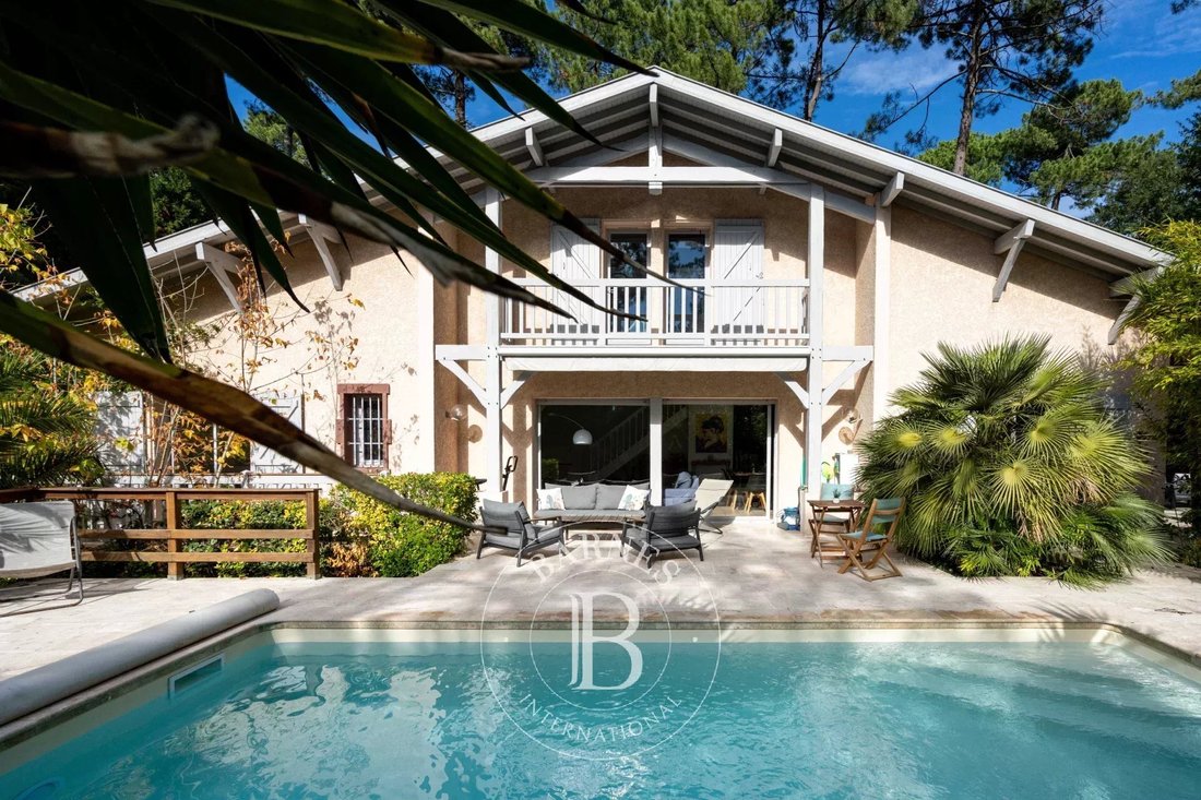 Villa in Soorts-Hossegor, Nouvelle-Aquitaine, France 1 - 16916123