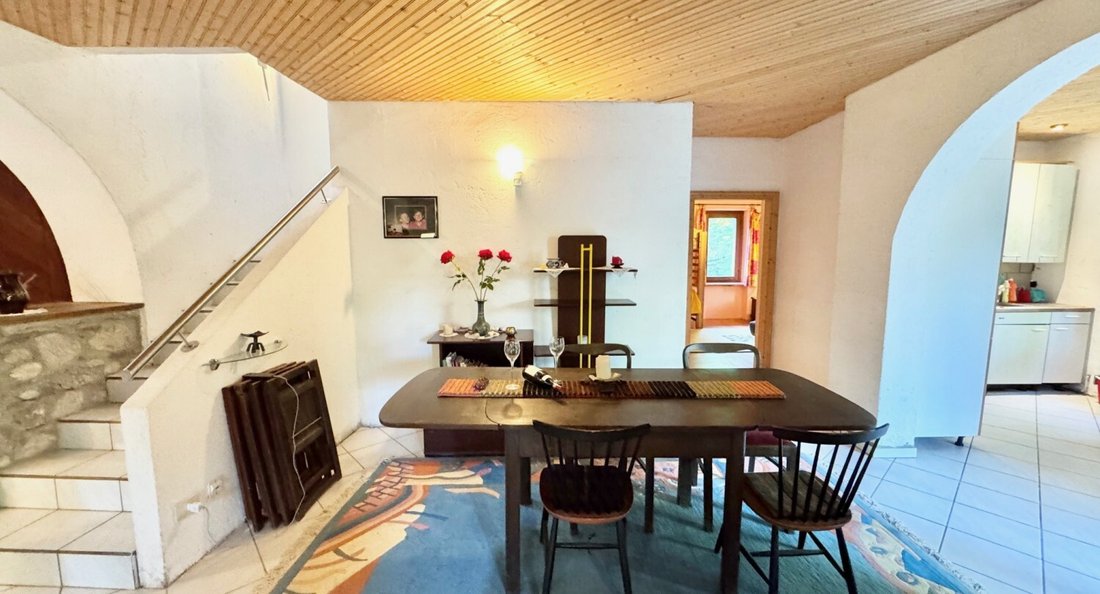 House in Bedero, Lombardy, Italy 4 - 16917792