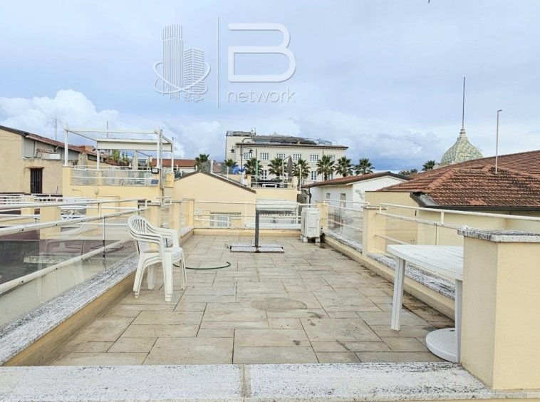 Apartment in Historic Center, Viareggio, Tuscany 4 - 16917874