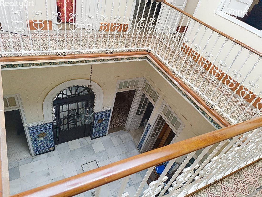House in Casco Antiguo, Seville, Spain 2 - 16579833