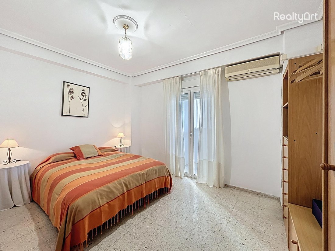 Apartment in Los Remedios, Seville, Spain 1 - 16743526