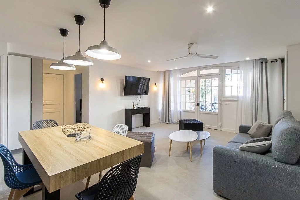 Wohnung in Grimaud, Provence-Alpes-Côte d'Azur, Frankreich 1 - 16697008