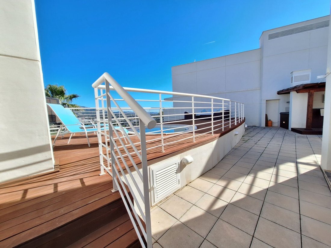 Penthouse in Nueva Andalucia, Marbella, Spain 2 - 16920747