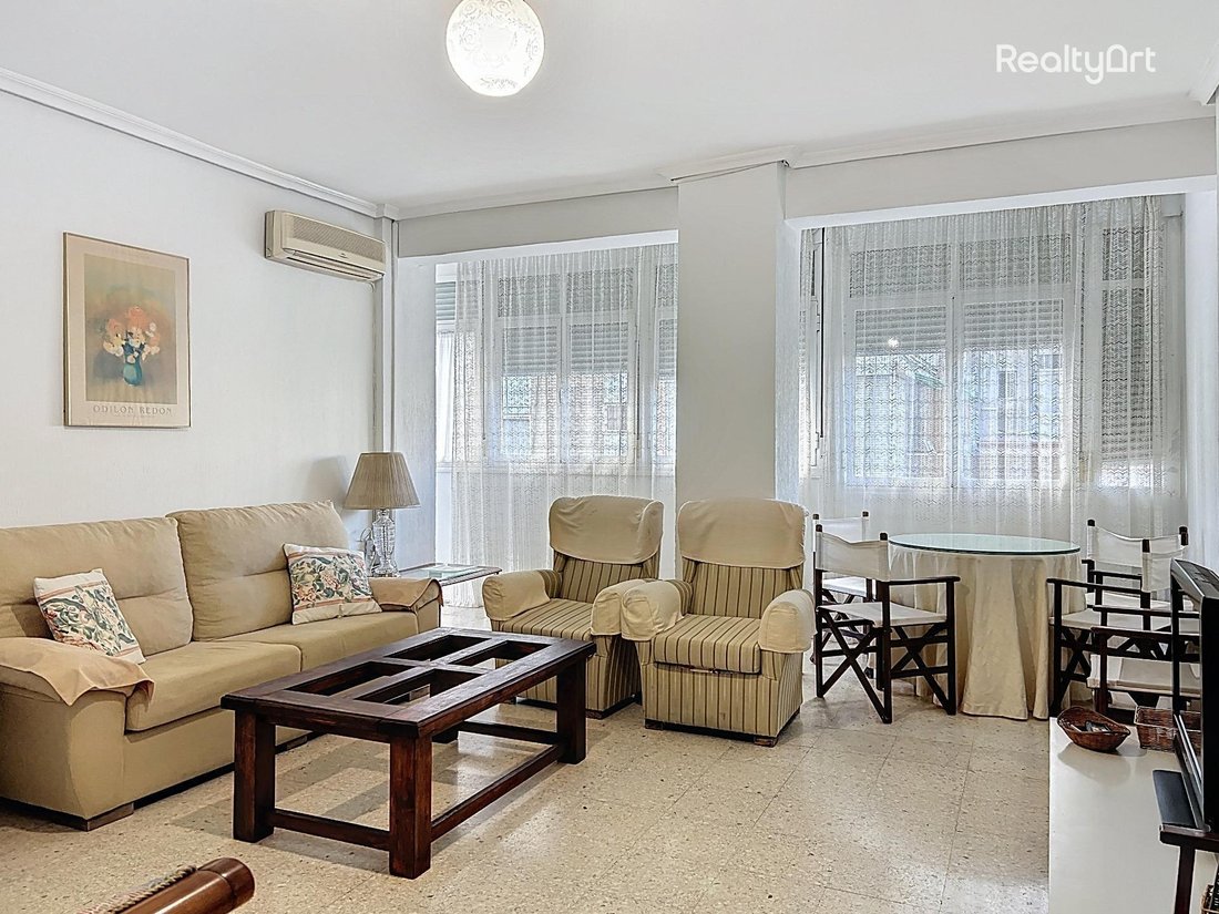 Apartment in Los Remedios, Seville, Spain 4 - 16743526