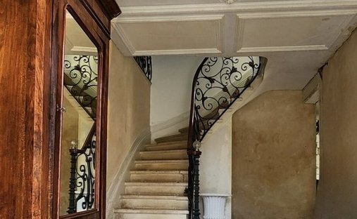 Aoc Côtes De Bourg Wine Château On 16 Hectares Ref 1029