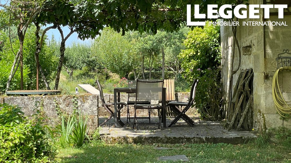 House in Saint-Sulpice-de-Faleyrens, Nouvelle-Aquitaine, France 3 - 16920836