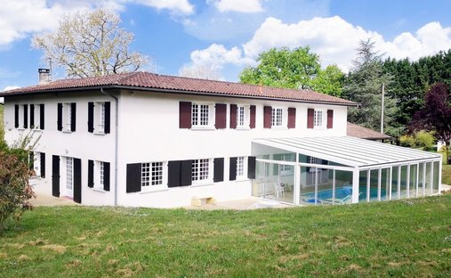 House in Croignon, Nouvelle-Aquitaine, France 1