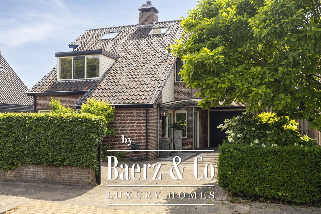 Villa in Bergschenhoek, South Holland, Netherlands 1 - 15857972