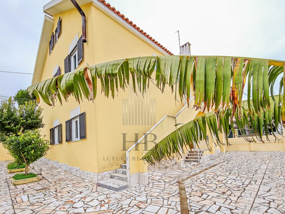 House in Porto Salvo, Lisbon, Portugal 2 - 16919320