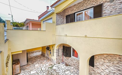 Casa en Porto Salvo, Distrito de Lisboa, Portugal 1