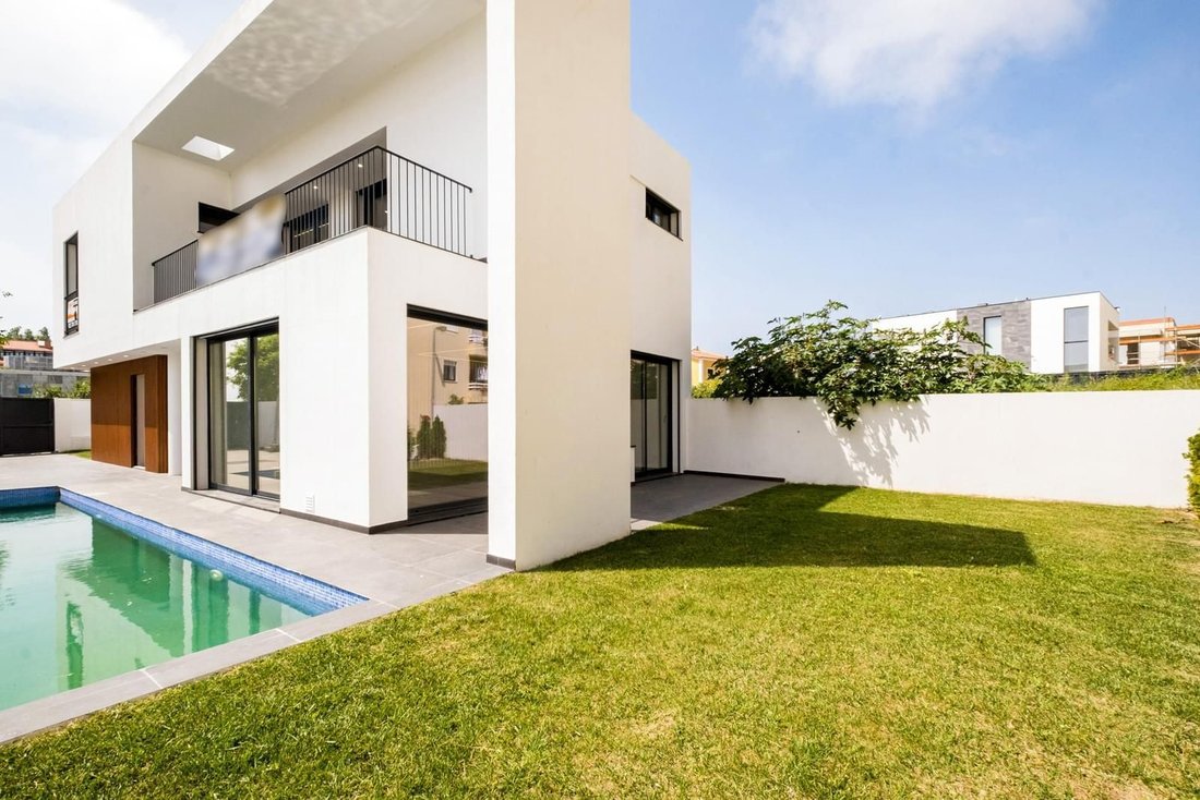 Carcavelos e Parede, Lisbon, Portugal 1 - 16921558