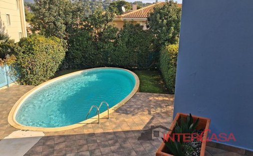 Villa in Penteli, Attica, Greece 1