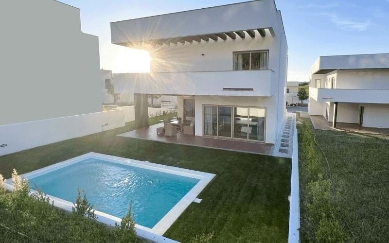 Villa in Loures, Lisbon, Portugal 4 - 16921671