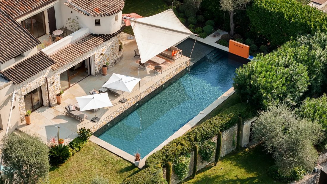House in Mougins, Provence-Alpes-Côte d'Azur, France 2 - 16921640
