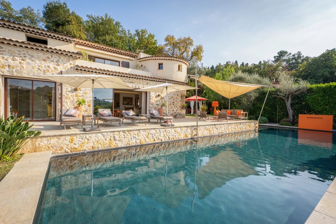 House in Mougins, Provence-Alpes-Côte d'Azur, France 3 - 16921640