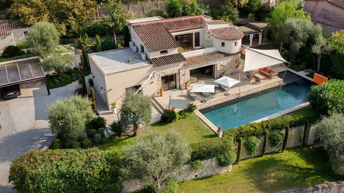 House in Mougins, Provence-Alpes-Côte d'Azur, France 1 - 16921640