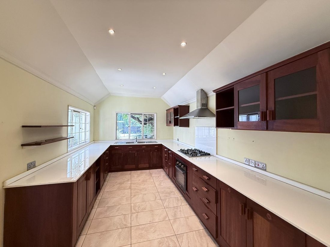 House in Nairobi, Nairobi County, Kenya 1 - 16921692