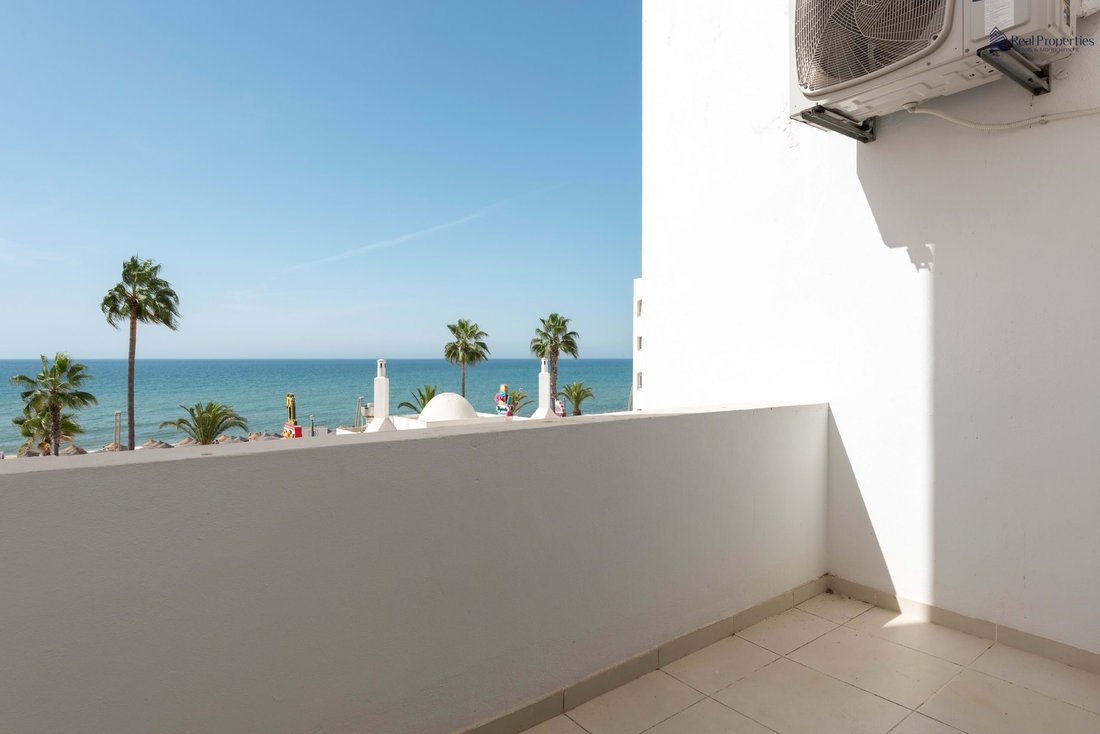 Apartment in Quarteira, Algarve, Portugal 1 - 16298894