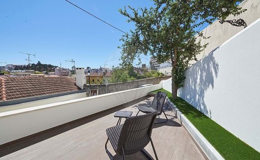 House in Leiria, Pousos, Barreira e Cortes, Leiria District, Portugal 1